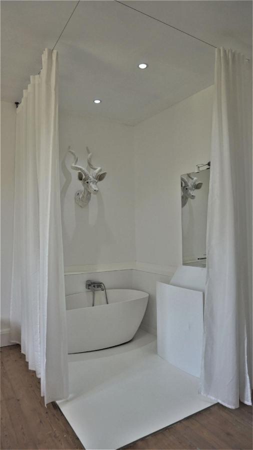 Chateau Bernon Maison D Hotes - Piscine Et Spa Queyrac ภายนอก รูปภาพ