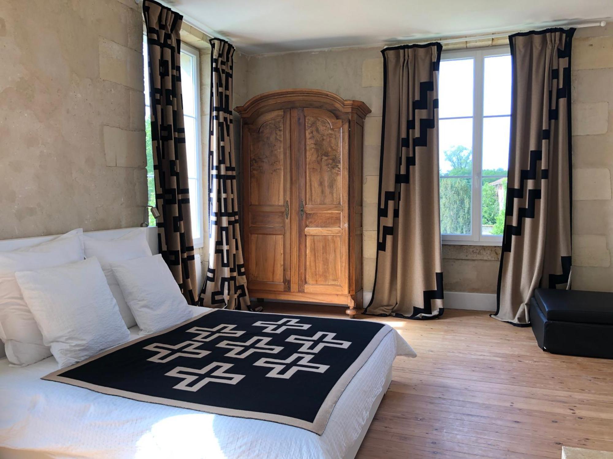 Chateau Bernon Maison D Hotes - Piscine Et Spa Queyrac ภายนอก รูปภาพ